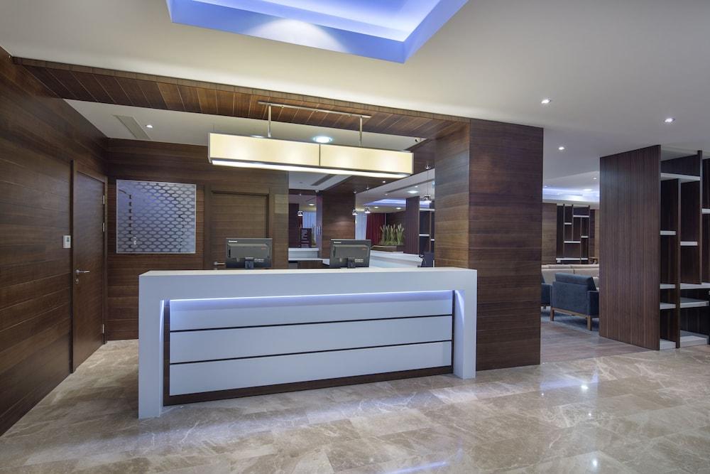 Hampton By Hilton Istanbul Kayasehir Hotel Eksteriør billede