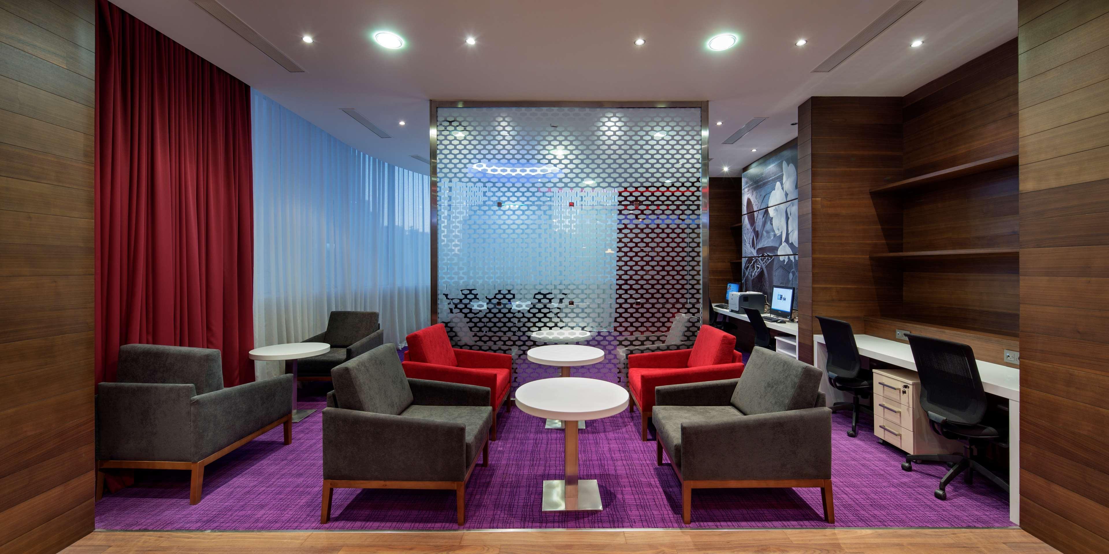 Hampton By Hilton Istanbul Kayasehir Hotel Eksteriør billede