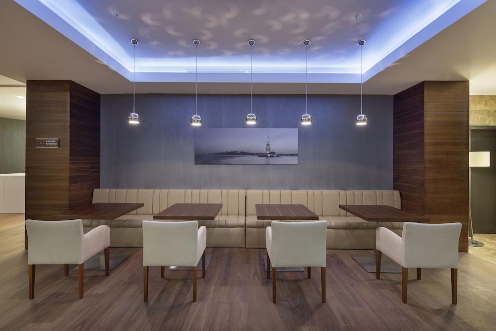 Hampton By Hilton Istanbul Kayasehir Hotel Eksteriør billede