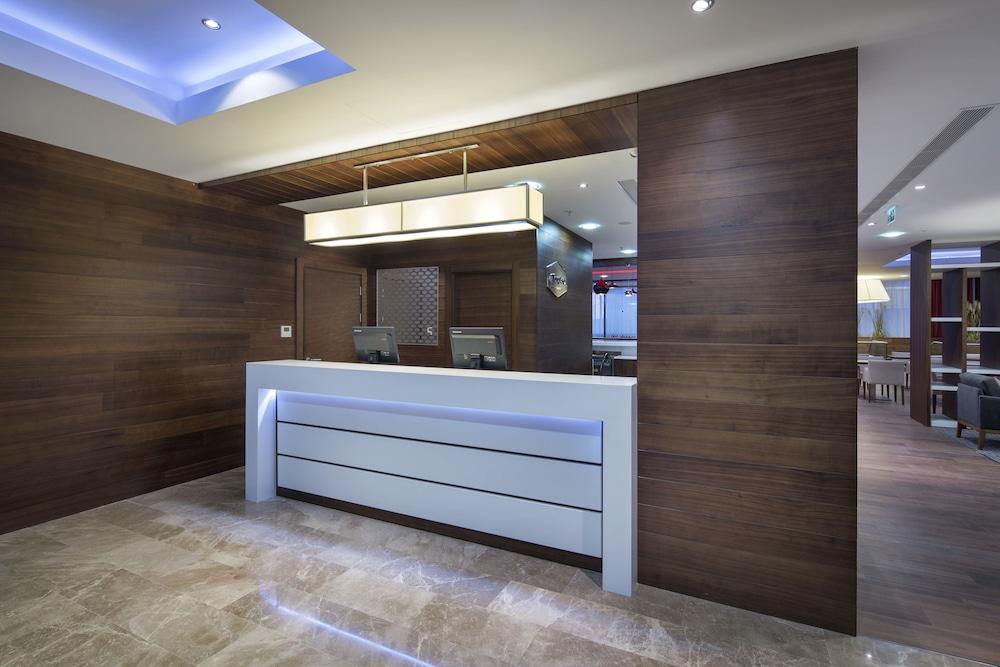 Hampton By Hilton Istanbul Kayasehir Hotel Eksteriør billede