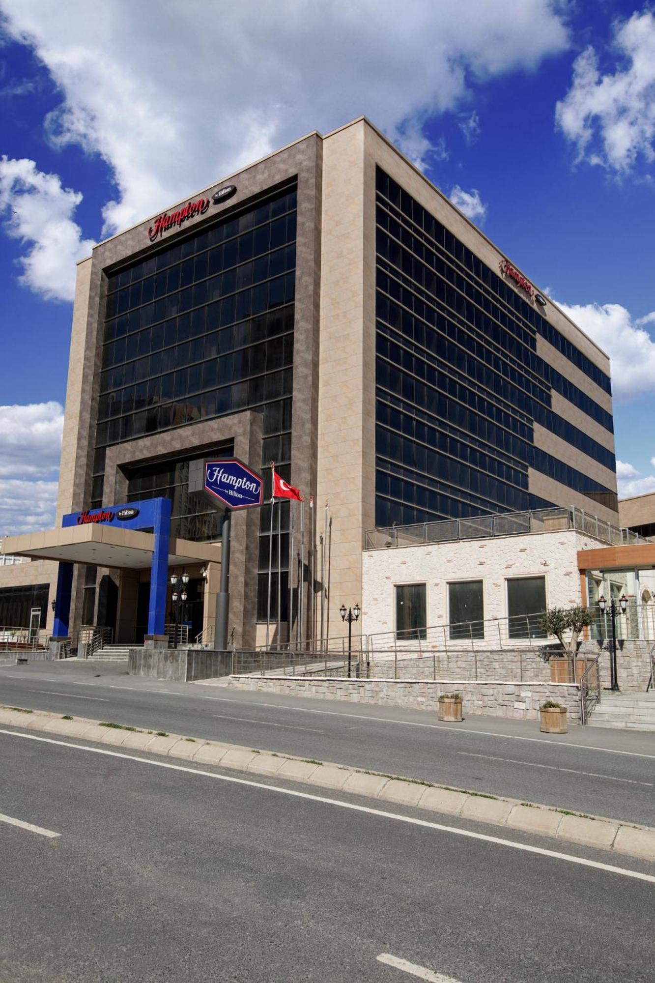 Hampton By Hilton Istanbul Kayasehir Hotel Eksteriør billede