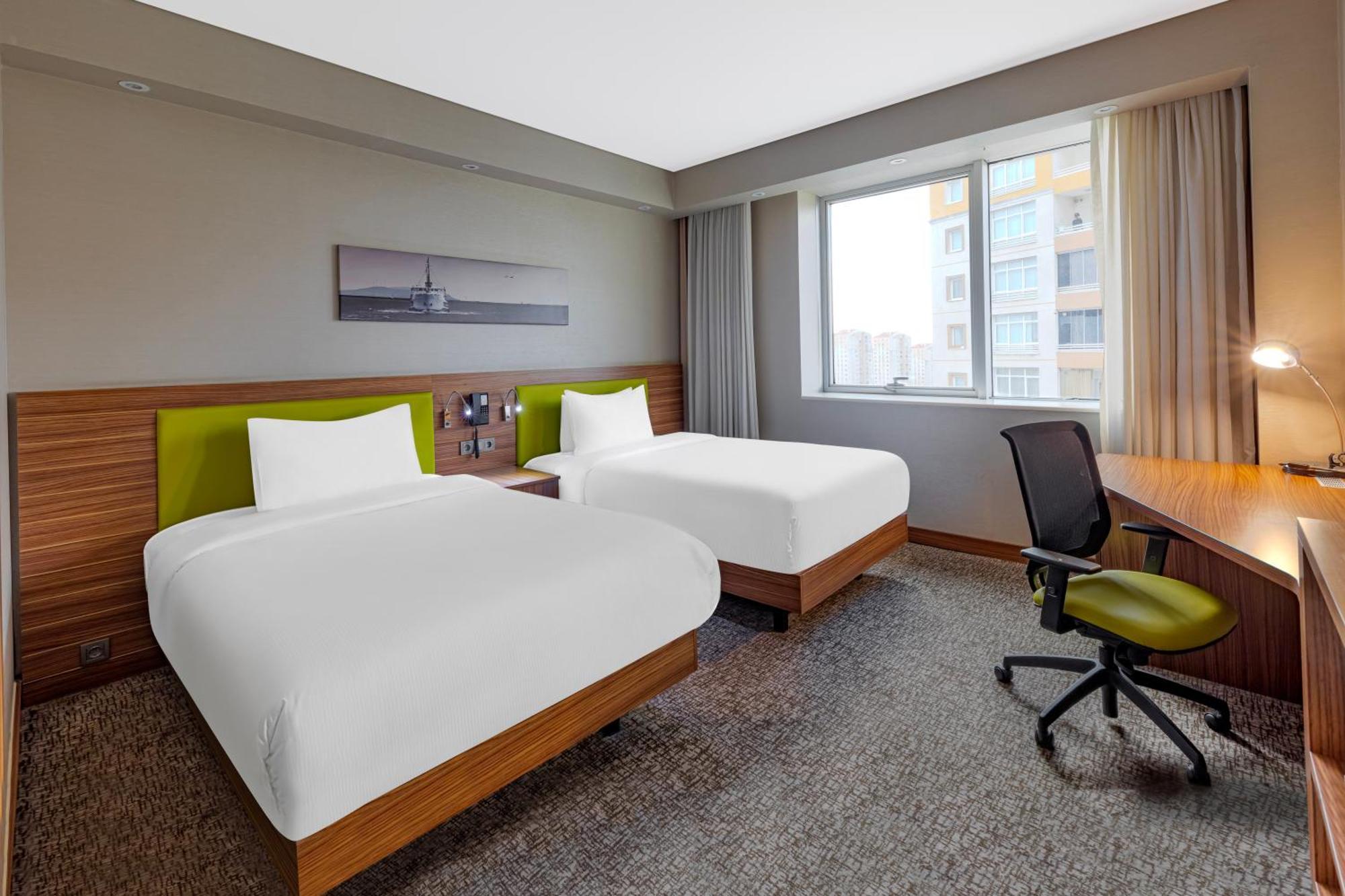 Hampton By Hilton Istanbul Kayasehir Hotel Eksteriør billede