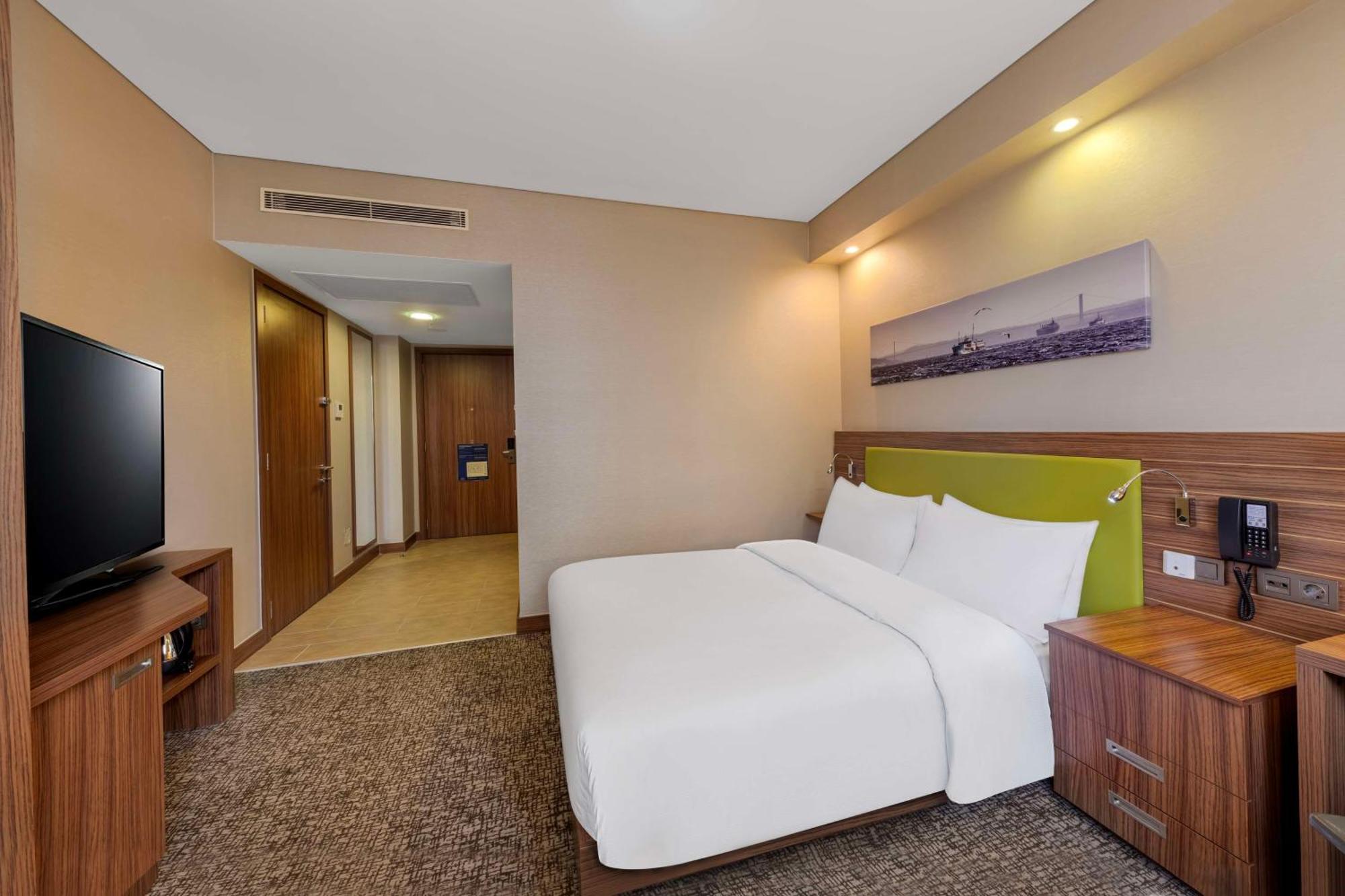 Hampton By Hilton Istanbul Kayasehir Hotel Eksteriør billede