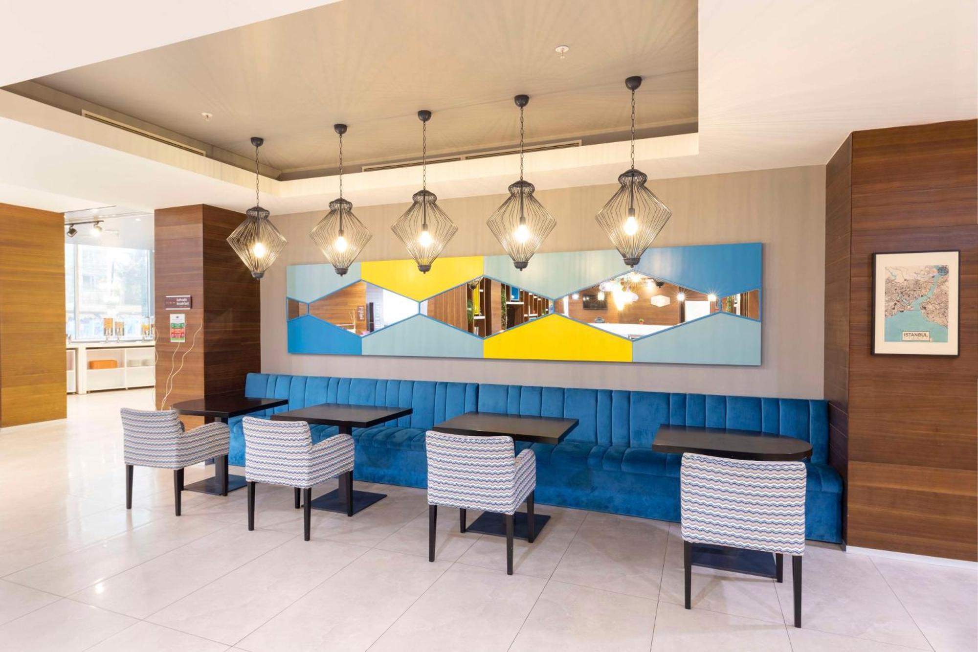 Hampton By Hilton Istanbul Kayasehir Hotel Eksteriør billede