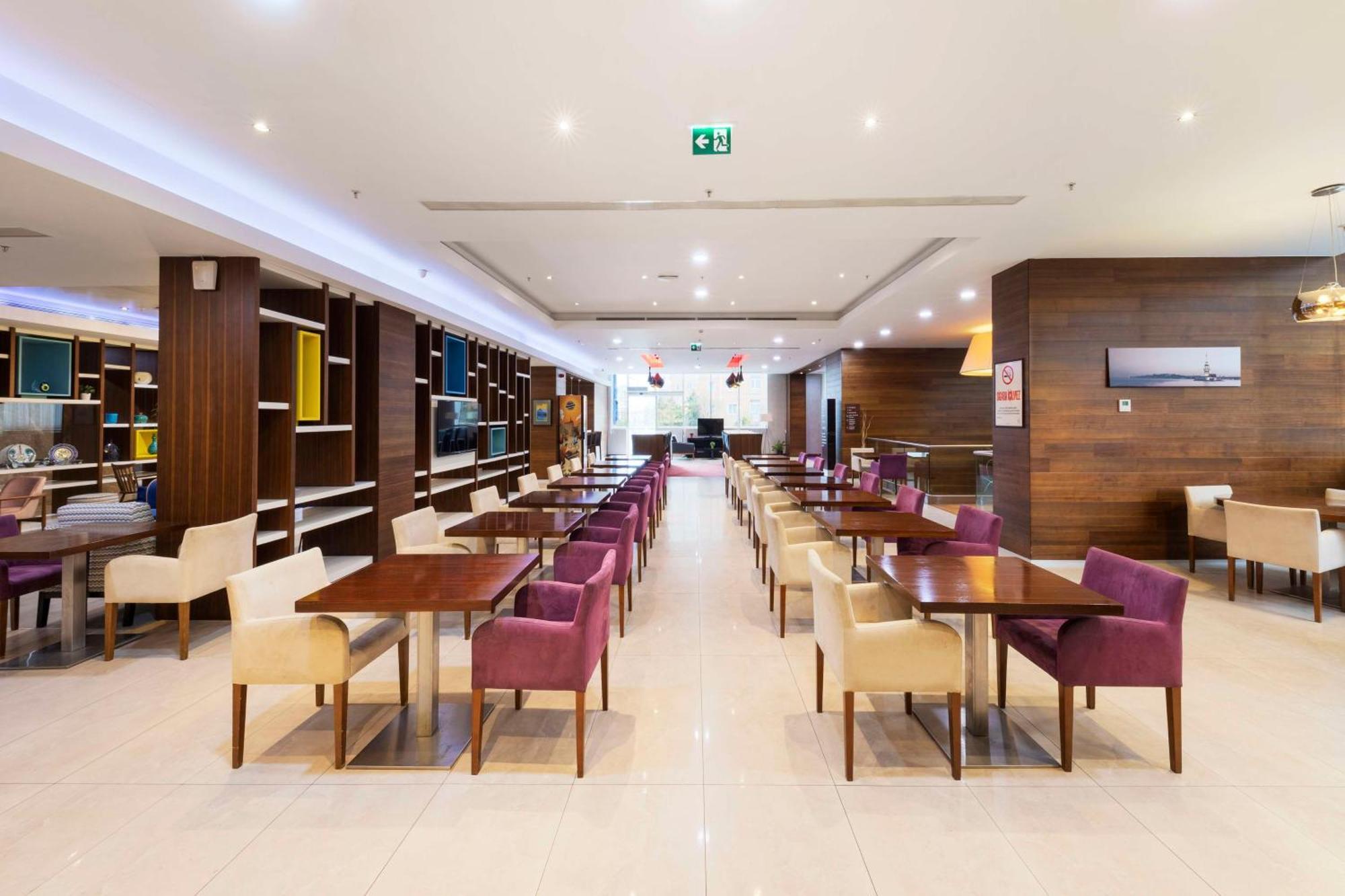 Hampton By Hilton Istanbul Kayasehir Hotel Eksteriør billede