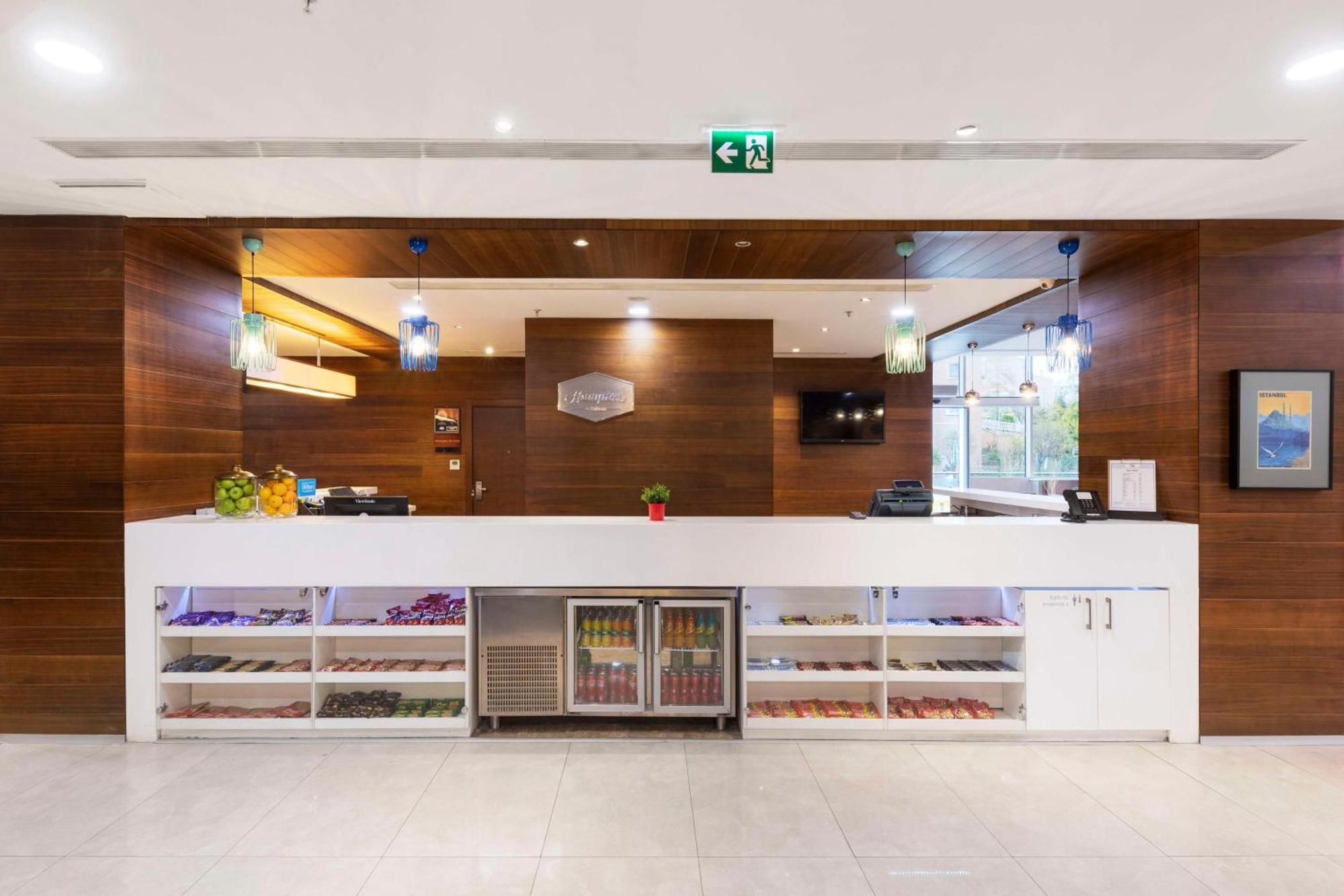 Hampton By Hilton Istanbul Kayasehir Hotel Eksteriør billede